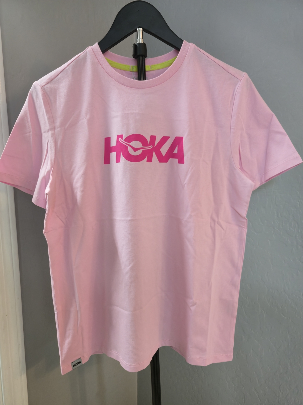 Hoka Pink Tee With Logo Size M-NWT
